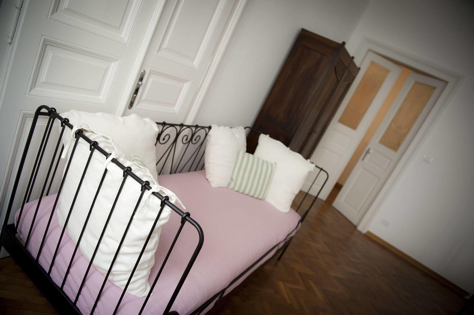 Domus Liberta - Boutique Rooms Trieste Exterior photo