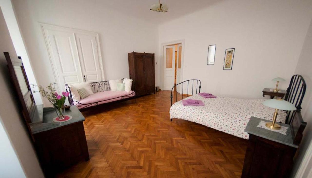 Domus Liberta - Boutique Rooms Trieste Exterior photo