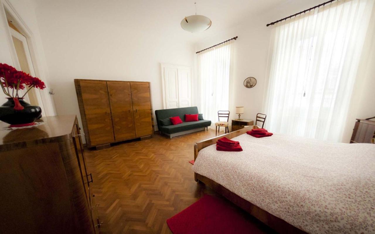Domus Liberta - Boutique Rooms Trieste Exterior photo